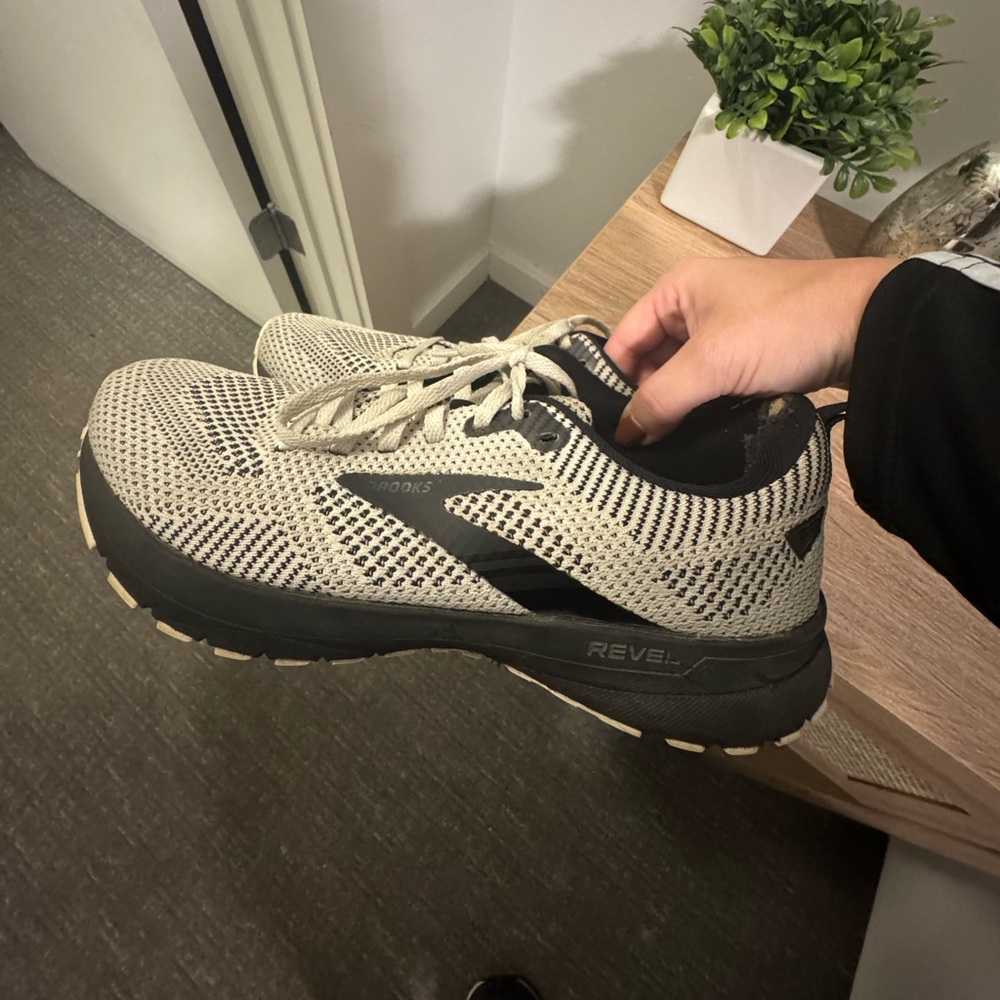 Brooks Black and Cream Running Shoes